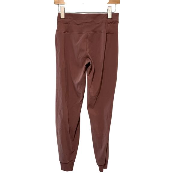 Vuori Daily Jogger Pants - Picture 3 of 4